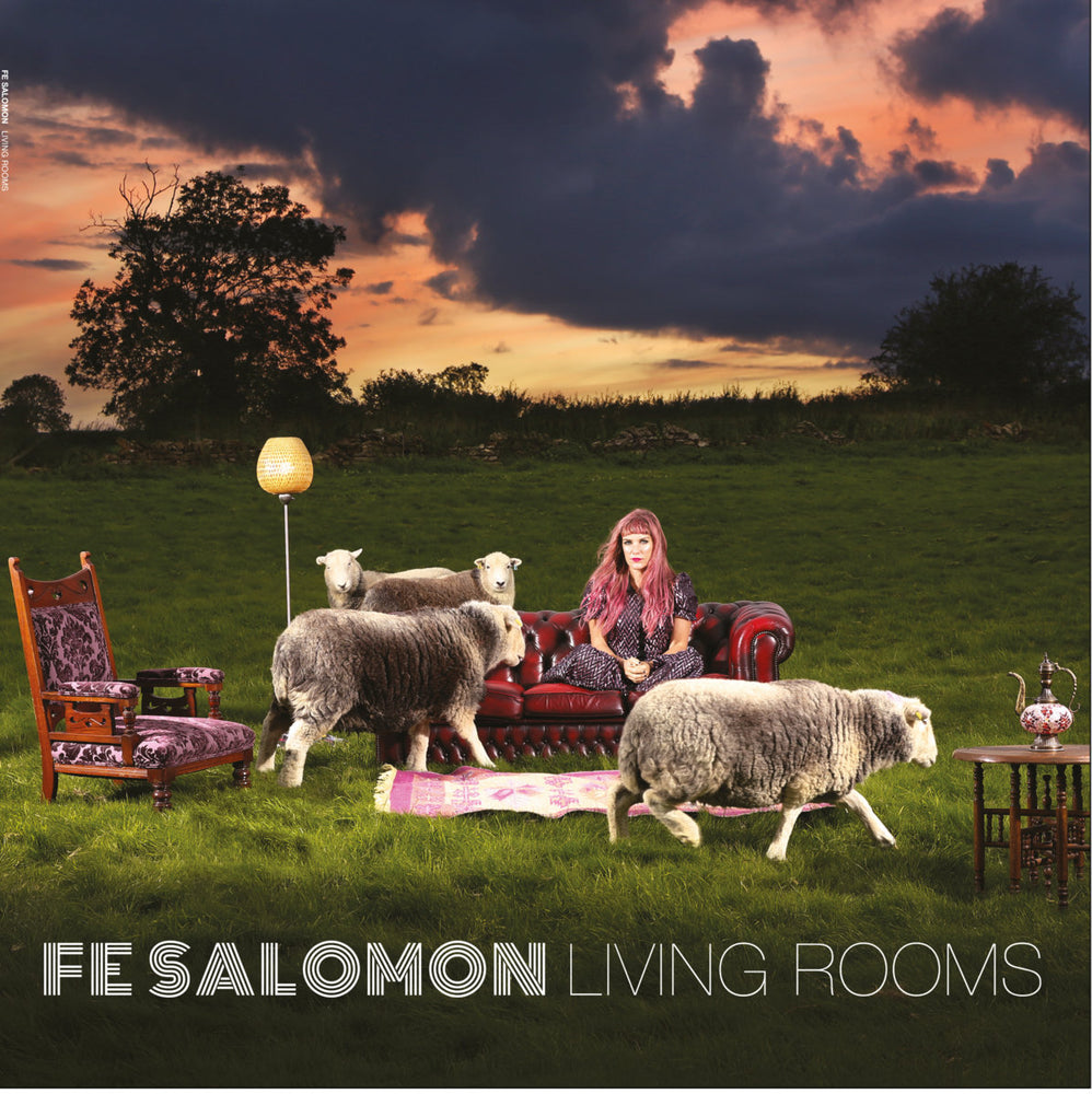 Fe Salomon - Living Room